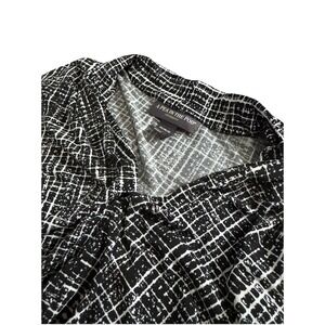 A Pea in the Pod Women's Black White Striped Long Sleeve Tunic Top Size Medium